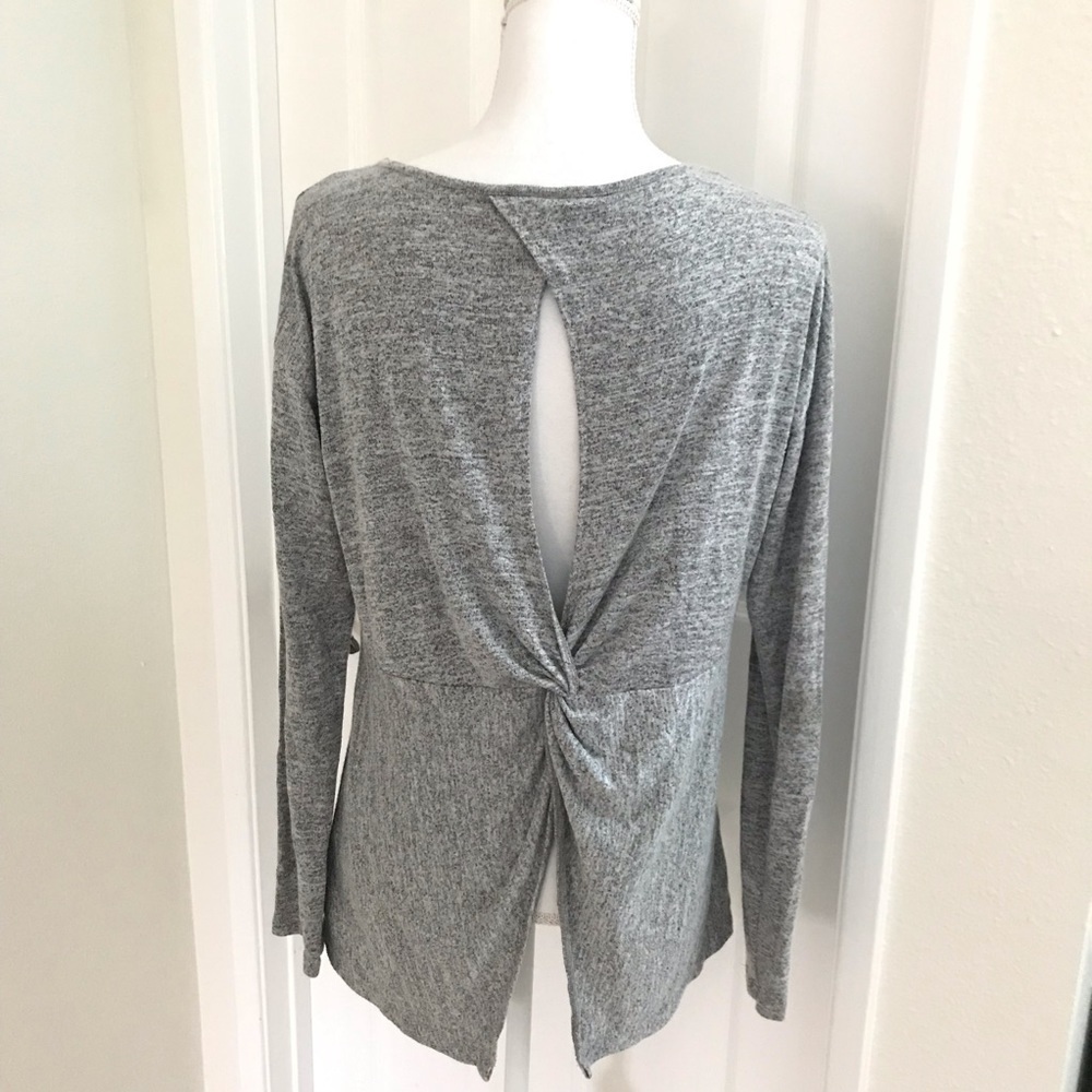 Gap LS Softspun Knotted Back Marled Lt Grey Lg